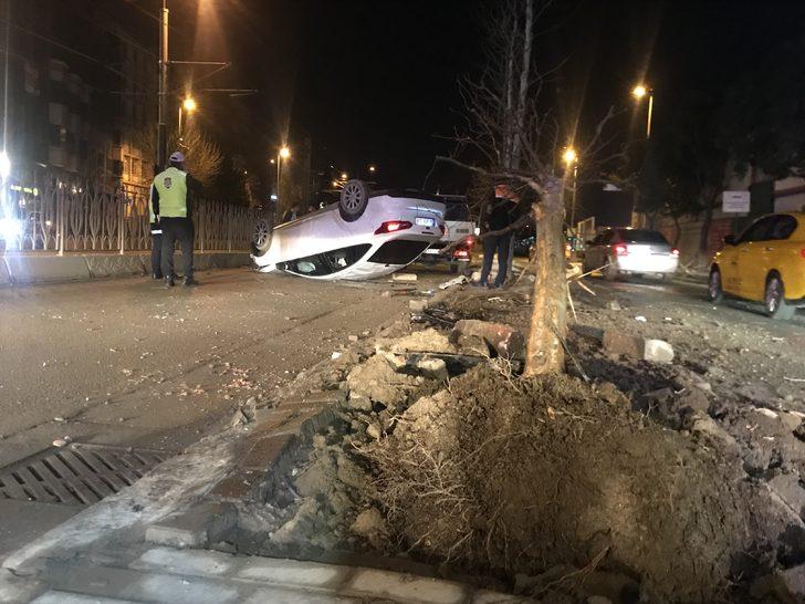 Takla atan otomobilden burunları bile kanamadan çıktılar G5