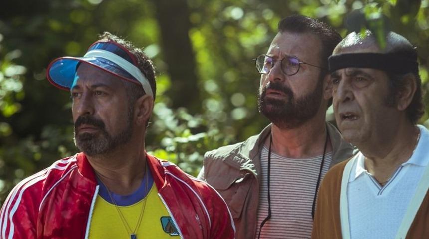 Karakomik Filmler 2 Arada ve Kaçamak 18 Ekim’de vizyona girecek