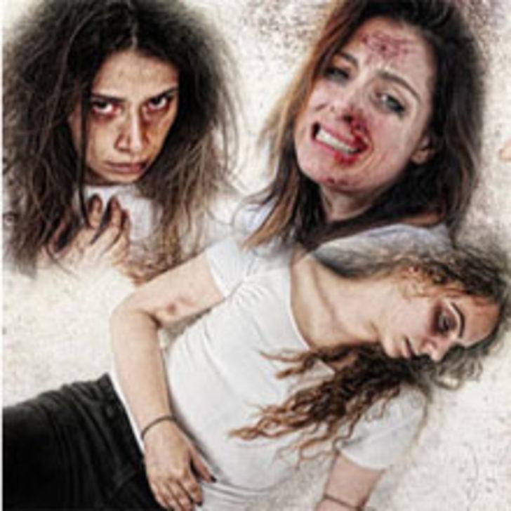 Kadına 'Sheddeath' Sergisi