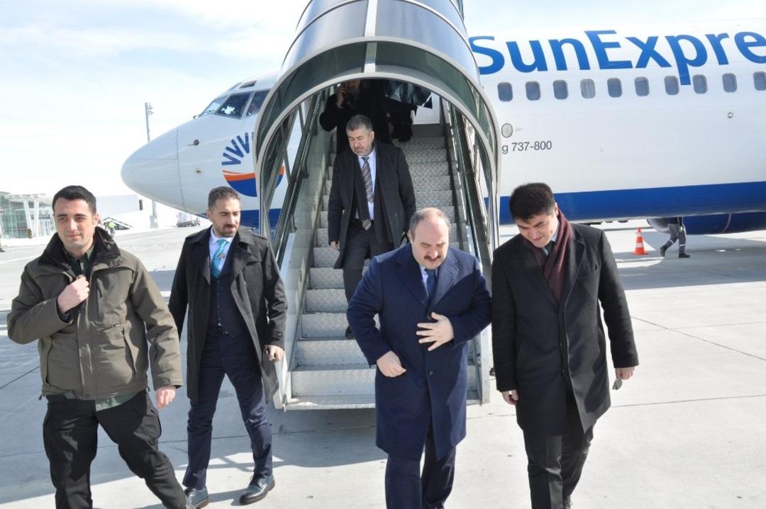 Bakan Mustafa Varank Kars&rsquo;a geldi