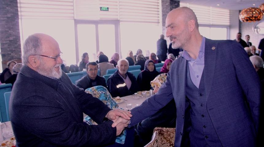 Milletvekili Işık&rsquo;tan zeytin &uuml;reticilerine m&uuml;jde