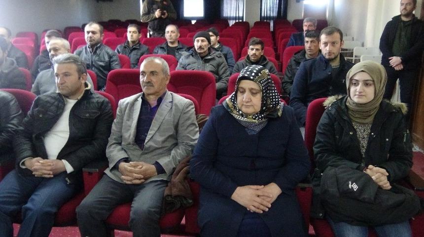 Gerc&uuml;ş&rsquo;te arıcılara sertifika verildi