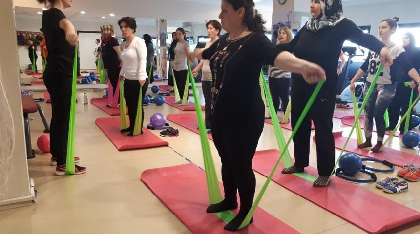 İzmit&rsquo;te 32 bin kadın spor faaliyetlerine katıldı