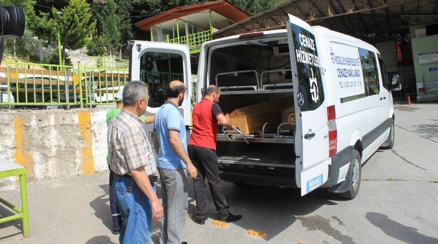 Kocaelililer cenazelerinde yalnız hissetmiyor