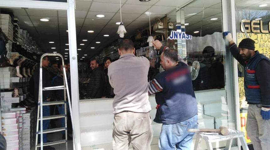 Pompalı av t&uuml;feği ile iş yerine ateş a&ccedil;ıldı