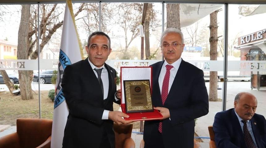 Başsoy,Toplu Taşıma İşverenleri Sendikası toplantısına katıldı