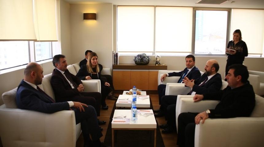 CHP&rsquo;li Sandal: "İşsizliği &ccedil;&ouml;zmek i&ccedil;in iş d&uuml;nyası ile birlikte hareket edeceğiz"