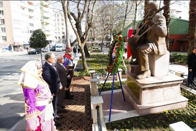 Halk ozanı Gönlüm vefatının 19. yılında anıldı