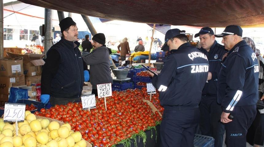 Zabıta sebze- meyve fiyatlarını denetledi