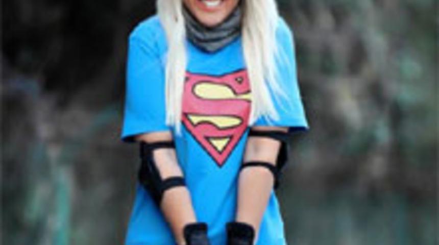 Seren Serengil&rsquo;den S&uuml;per D&ouml;n&uuml;ş!