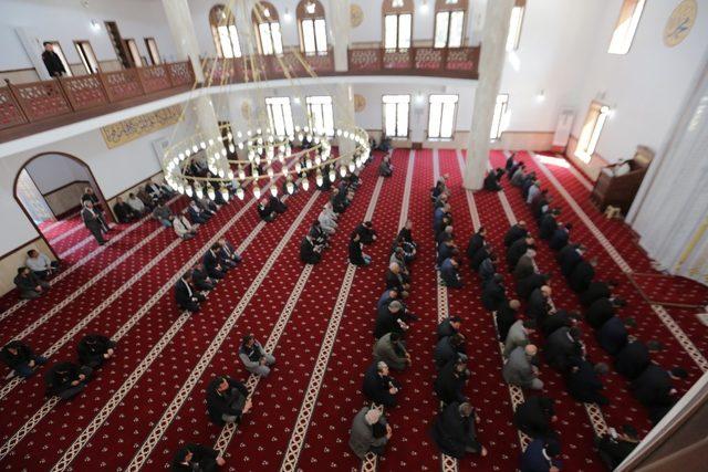 Kurşunlu Camii ve Kent Mezarlığı projesi açıldı