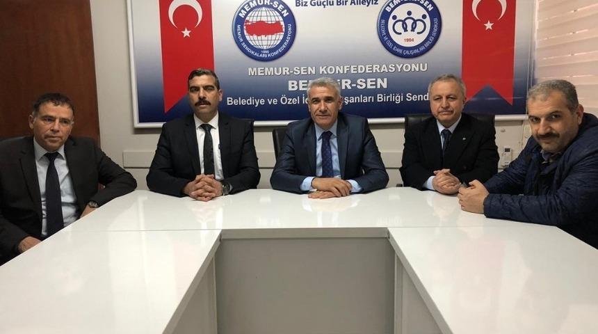 AK Partili G&uuml;der &ccedil;alışmalarını s&uuml;rd&uuml;r&uuml;yor