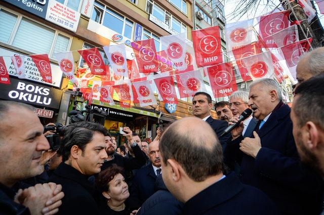 Yıldırım seçim çalışmalarını Beşiktaş'ta sürdürdü