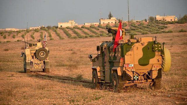 Türkiye ile ABD orduları, Menbiç'te ortak devriye çalışmasına başladı.