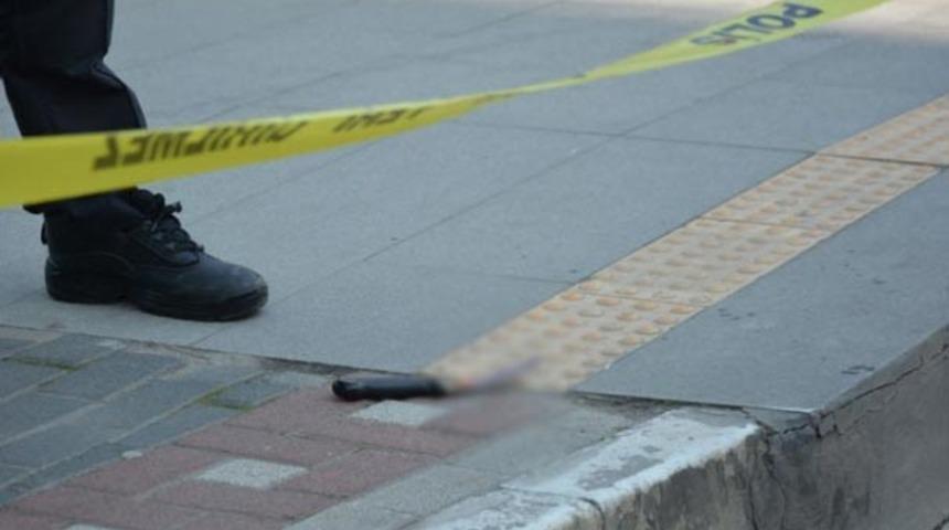 Bebeğinin taksiciden olduğunu &ouml;ğrendi, hamile eşine dehşeti yaşattı