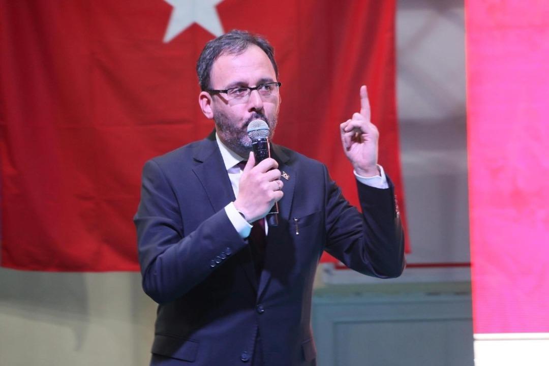 Bakan Kasapoğlu, Kula&rsquo;da aday tanıtım toplantısına katıldı