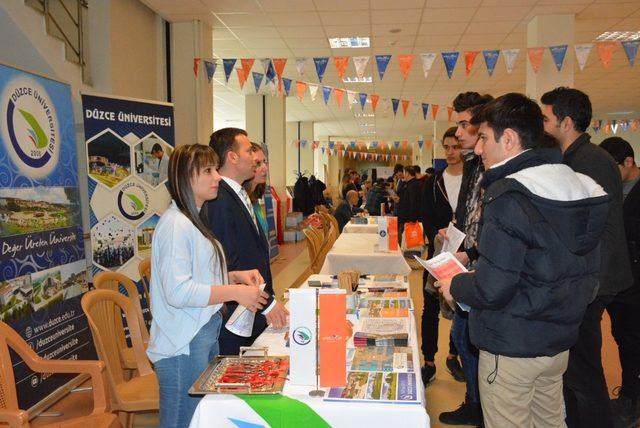 Düzce Üniversitesi Unilook Türkiye Üniversite tanıtım ve tercih günleri’ne ev sahipliği yaptı