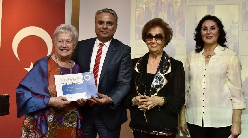 Zeytink&ouml;y insanıyla gelişip değişiyor