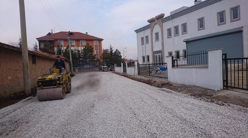 Aslanapa Sağlık Merkezi &ccedil;evre d&uuml;zenleme &ccedil;alışmaları