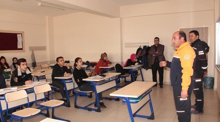 AFAD&rsquo;dan &ouml;ğrencilere eğitim