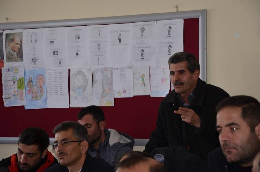 Kaymakam Uzan: &ldquo;L&uuml;tfen &ccedil;ocuklarınızın geleceğini karartmayın&rdquo;