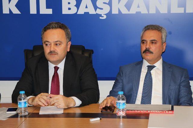 Uysal, “40-50 milyon TL değerindeki binayı hazineye devretti” 1