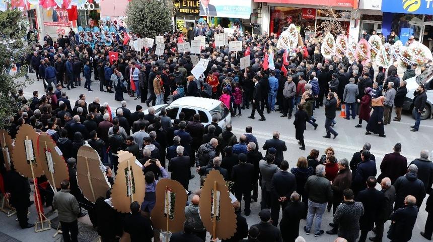 Ali Ekinci’den gövde gösterisi