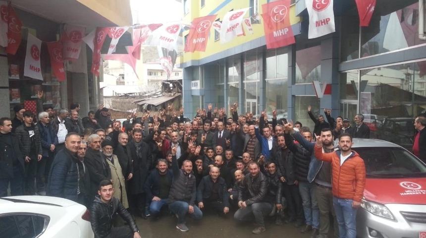 İspir&rsquo;li gen&ccedil;lerden MHP ile istişare