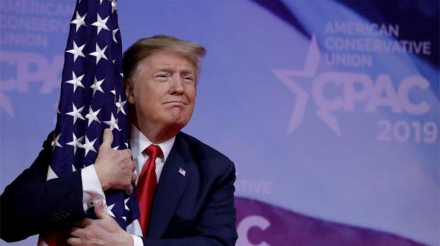 Trump'tan olay gönderme: Acele edelim sevgilim, bugün rüzgar esiyor