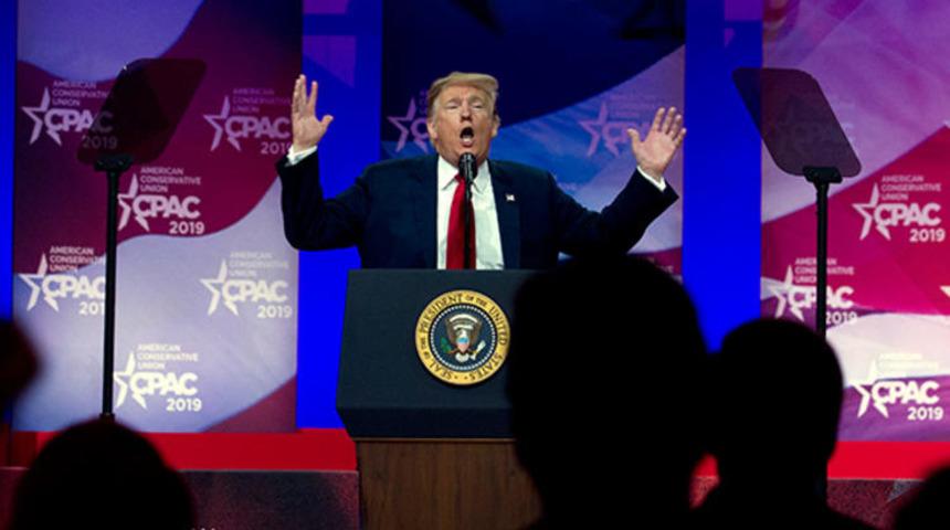 Trump yerden yere vurdu: Işıklarını kapatmadan u&ccedil;ağımızı indiremiyoruz