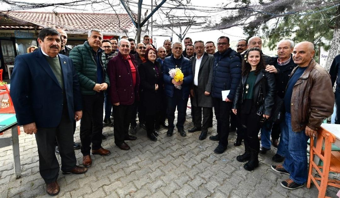 Şiirlerle, s&uuml;mb&uuml;llerle uğurlandı