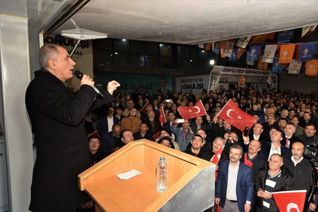 Oktay Yılmaz’a büyük ilgi