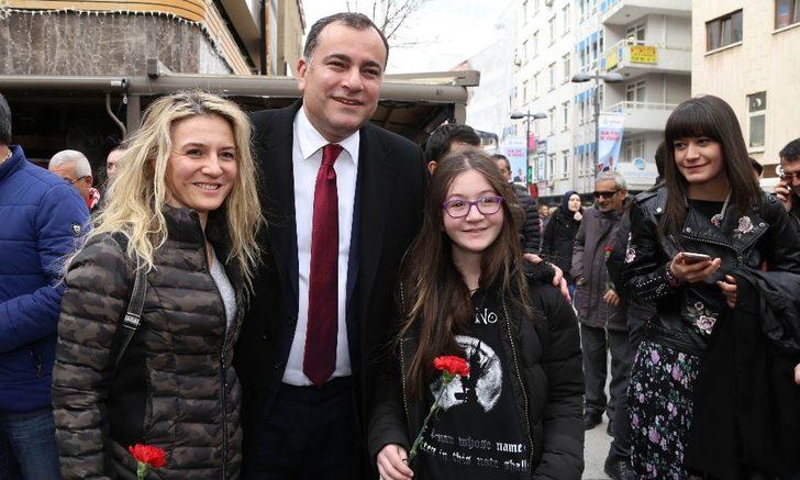 Taşdelen gençlerle sokakta buluştu G2