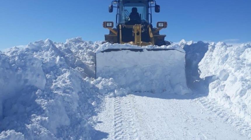 Kars&rsquo;ta 64 k&ouml;y yolu ulaşıma kapalı