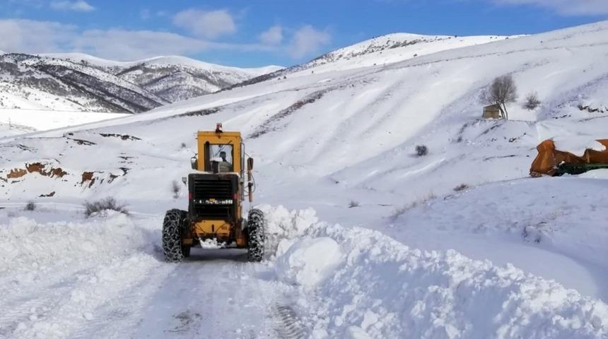 G&uuml;m&uuml;şhane&rsquo;de kar yağışı