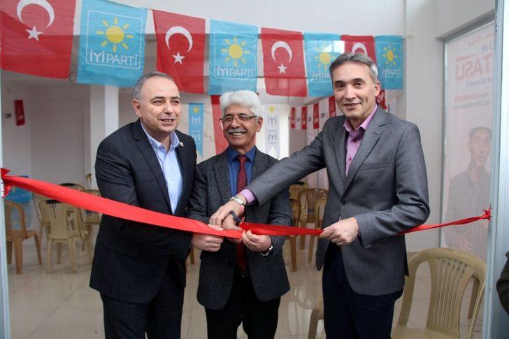 Millet İttifakının adayı Şıktaşlı, Soma ve Gördes’te vatandaşlarla buluştu G4