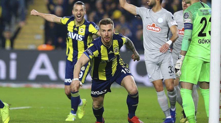 Fenerbahçe'de 5 transferden 4'ü gol kaydetti