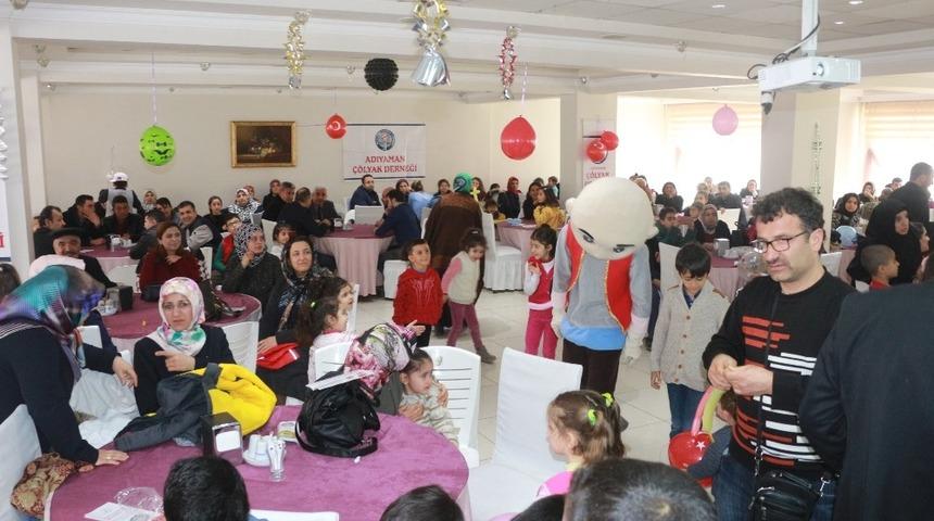 Çölyak hastaları düzenlenen etkinlikte bir araya geldi