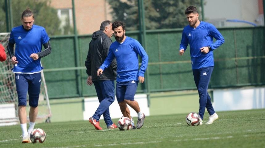 Manisa BBSK, Şanlıurfaspor ma&ccedil;ının hazırlıklarına başladı