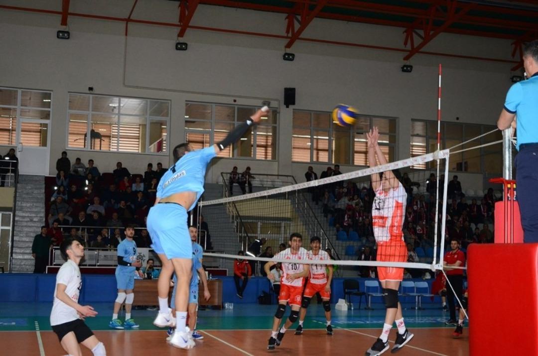 Paland&ouml;ken Belediyespor Play-Off&rsquo;u garantiledi