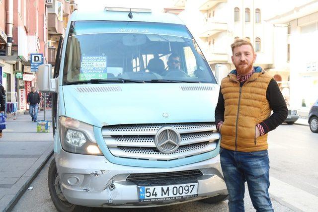 Sakarya’daki trafik lambaları ‘Hilal’ şeklini aldı