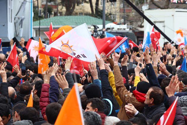 Erdoğan: Bu taklacıya öyle bir ders verin ki karşınıza çıkmaya yüz bulamasın