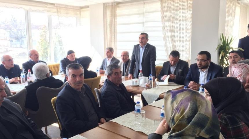 AK Parti Ak&ccedil;adağ teşkilatında istişare toplantısı