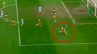 Yeni Malatyaspor-Başakşehir maçında tartışmalı penaltı 