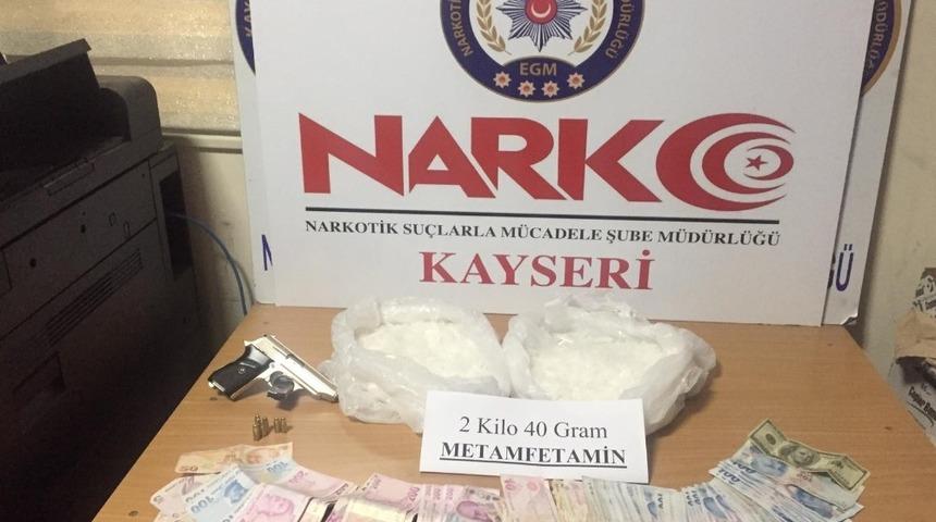 Kayseri polisinden uyuşturucu operasyonu: 5 gözaltı