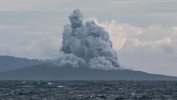 Endonezya'da yanardağ uyarısı