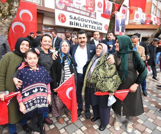 Kemalpaşa’da görkemli açılış