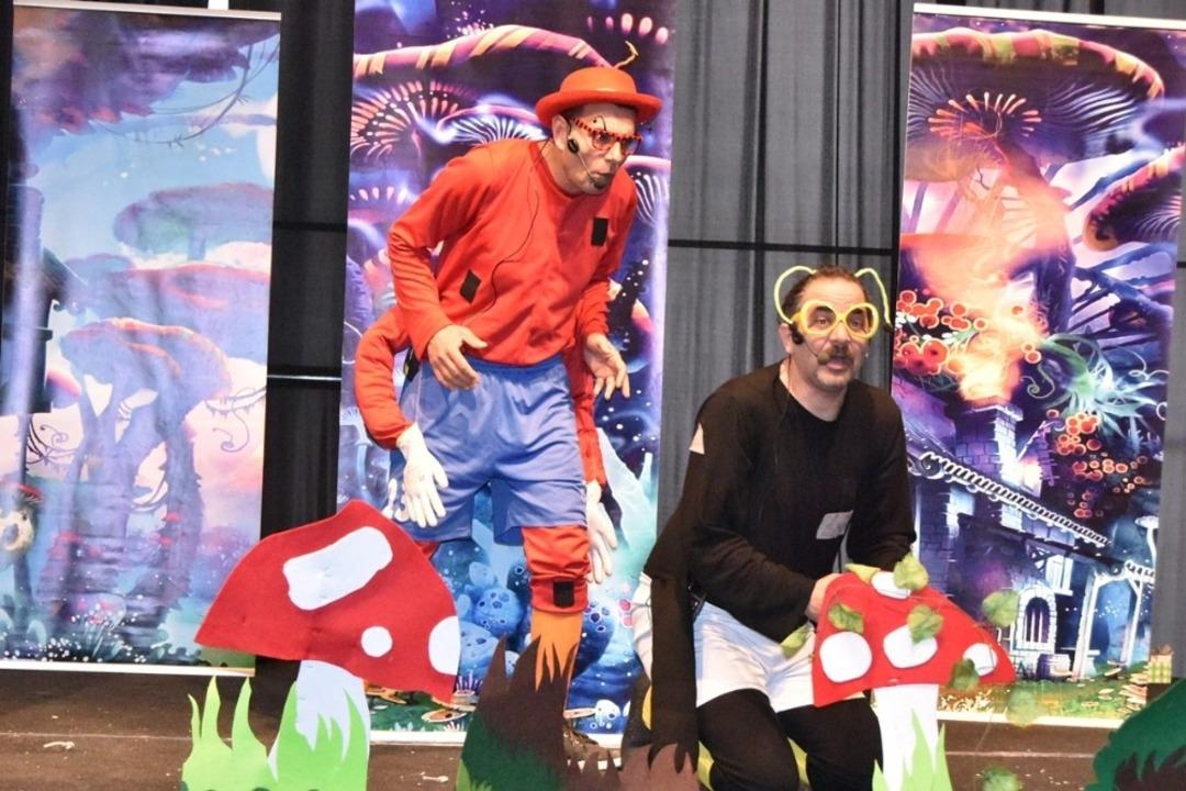 Aliağa&rsquo;da &ccedil;ocuklara &ouml;zel eğlence devam ediyor