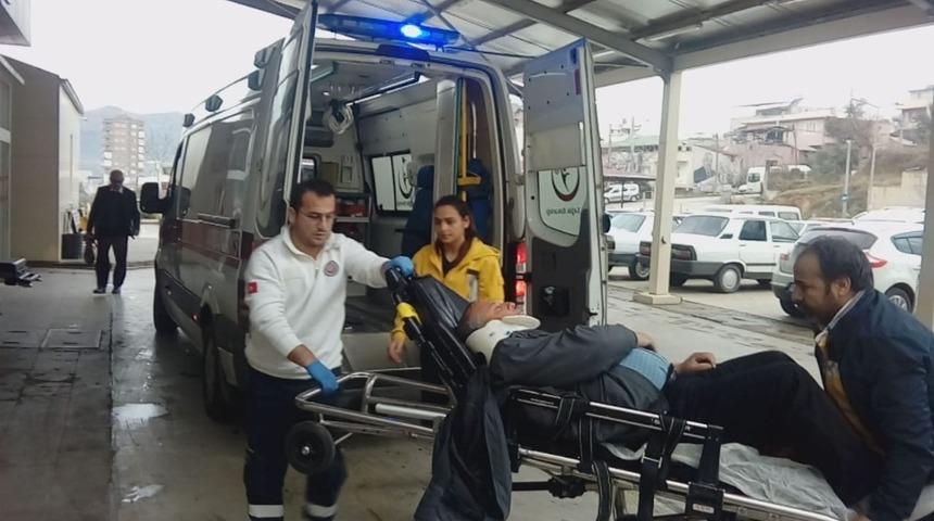 Otomobiller &ccedil;arpıştı: 1 yaralı