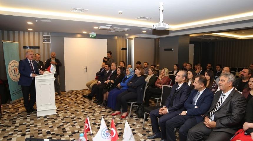 Y&Ouml;KAK Başkanı Prof.Dr.Elmas,  ALK&Uuml;&rsquo;de &uuml;niversitelerde kaliteyi anlattı